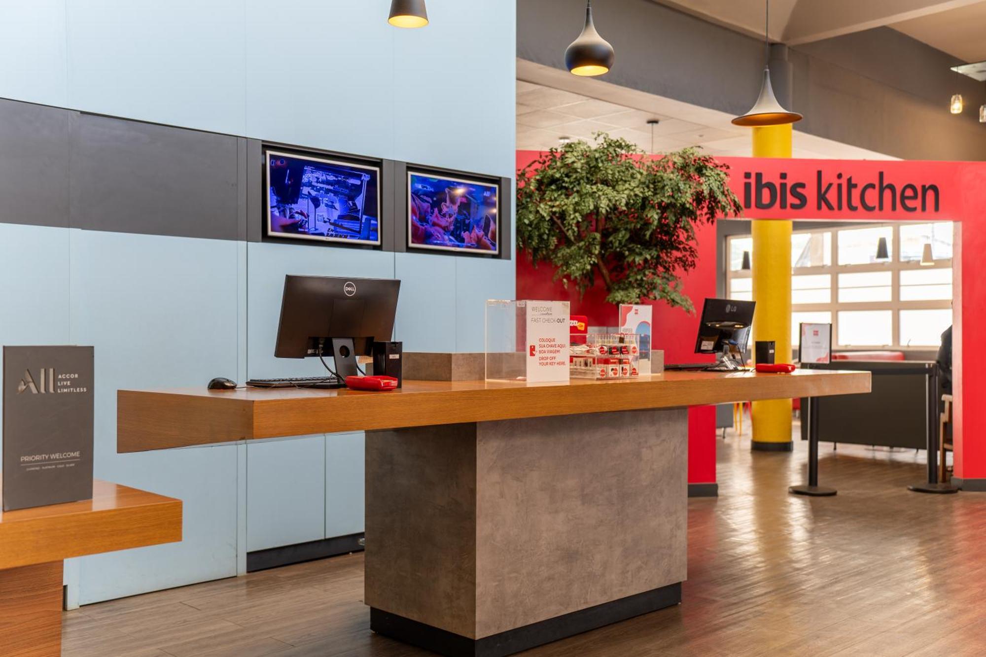 ホテル Ibis Paulínia エクステリア 写真